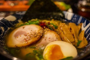 【朗報】なんでラーメンってあんな魅力的なんだろな→結果・・・・・・・・・・・・・・・・・・・・・・