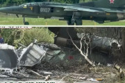 米航空ショーで旧ソ連製のMig-23戦闘機が墜落し爆発、パイロットは緊急脱出…直前に急激なパワーダウン！