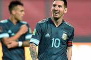 【アルゼンチン代表】メッシ、ペルー撃破のチームパフォーマンスに満足　「少しずつグループとして強くなっている」