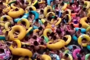 【悲報】中国でプールがヤバいwwww