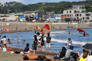 毎日新聞　江の島、家族連れらでにぎわう「開放感ある」移動自粛解除後初の週末  [6/21]