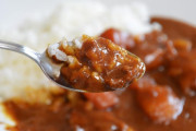 人はなぜレトルトカレーを温めるのか？温めなくても食べられるのに……