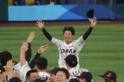 【感動】村上を出迎えるチームメイト達ｗｗｗｗｗｗ