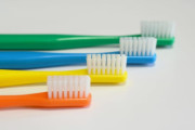 「かたい」以外の歯ブラシ使ってる男ｗｗｗｗｗｗ