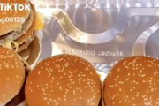 【料理】マクドナルドを魔改造するアメリカ人の動画が人気にｗｗｗｗｗ