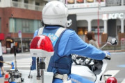 警察「止まれ、スピード違反だぞ！」原付ワイ「えっ、ここ40km/h制限なんだけど…」
