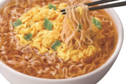 出前一丁、チキンラーメン、チャルメラ、札幌ラーメン味噌味、うまかっちゃん←この中で一番旨いのは