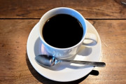 【悲報】コーヒーに合う食い物、無い