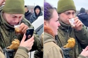 【衝撃画像】ロシア兵、ウクライナ住民にコレをされて号泣ｗｗｗｗｗｗｗｗｗｗｗ