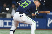 ヤクルト中村悠平、顔面に死球を受け途中交代・・・