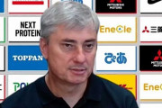 ◆悲報◆浦和スコルジャ監督、攻撃陣とフロントにチクリ『6ヶ月毎に補強が必要…単純ミスが目立つ』