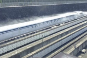 韓国人「日本の最高速列車の近況」