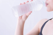 医者「ワイさん、水分不足で血がドロドロですね、小まめに水飲んでください」ワイ「了解ｺﾞｸｺﾞｸ」→結果ｗｗｗｗｗ