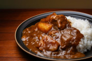 カレー最強の肉ってなんだろうな？？？