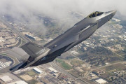 韓国を守るF-35Aステルス戦闘機2機が到着、韓国軍は北朝鮮に配慮し事実を公表せず！