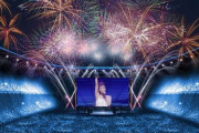 【話題】安室奈美恵さん、恒例の花火ショー、今年はオンラインで実施！！！