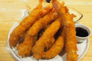 【画像】このエビフライ定食(10尾、ご飯味噌汁おかわり無料)にいくらまで出せる？