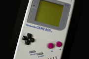 ゲームボーイについて知っていること「空爆を受けても動く」「画面が暗い」