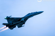 中国空軍航空旅団に所属する戦闘機が空戦訓練のため離陸！