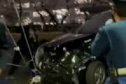 【動画】 島根県庁にも車が突っ込む　外務省玄関に車が突っ込んだ１時間後