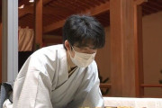 藤井聡太棋聖、史上最年少で二冠を達成　八段への昇段も記録更新