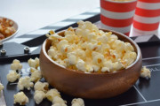 映画館でポップコーン食べる奴ｗｗｗｗｗｗ