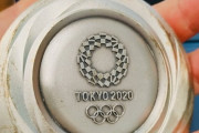 東京五輪のメダルが2年で「鉄くず」に…中国人選手が訴え＝「中国の方が質が良い」「これが日本の匠の精神か」