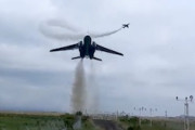 【動画】美保基地航空祭予行で撮影されたブルーインパルスの超低空飛行がすごい。