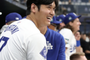 大谷翔平、グラブ寄付に込めた想いを米誌に告白「ファンから頂いたお金」