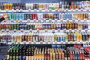 飲食物を粗末に扱うなよ 【韓国】1月に日本ビール輸入額が200万ドル突破…ノージャパンのピークに比べて334倍増加 [3/7]  [ばーど★]