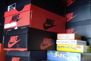 ナイキのスニーカー好き僕、押し入れの中がナイキの箱だらけに