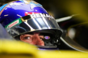 ルノーからF1復帰のアロンソ「アブダビテストはあまり重要ではない」「多かれ少なかれ準備が出来ている」