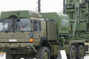 ドイツ、ウクライナに中距離地対空防空システム「IRIS-T」を追加軍事支援…重火器の供与を拡大！