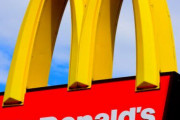 【悲報】マクドナルド、逝く　値上げでランチタイムもガラガラ