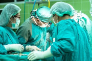 おまえら目ン玉くり抜く勇気ある?インドがコロナの治療薬で大変な事態に・・・・