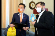 チリの次期大統領に「ゼニガメのぬいぐるみ」がプレゼントされ話題に　大統領がゲームで選んだ御三家