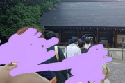 乃木坂駅は色んな国の言葉が飛び交う聖地になっている…神社も賽銭箱までけっこうな人！