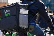 【悲報】来週からウーバー配達が終わるらしい→