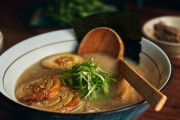 ニューヨーク、ラーメンと餃子で約4700円