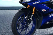 バイクのフロントフォークのオーバーホールしたことあるやついる？