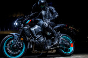 ヤマハ、ロードスポーツ「MT-10」「MT-10 SP」2022年モデルを発売