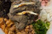 【画像】セメントラーメン、食うで