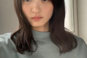 【乃木坂46】遠藤さくら、8等身のとんでもない美脚・・・こういう作ってない画像で美少女感出せるとは・・・