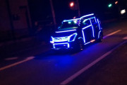 ちょっと近寄り難くする車の外見的なカスタム、デコレーションって何かあるか？