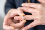 離婚って結婚の10倍疲れるって聞くけどどう？