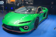 【画像】ランボルギーニの新型車、日本初公開される←ぐぅの音も出ないカッコよさ
