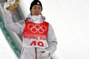 【祝】韓国人「日本がスキージャンプで金メダル！」小林陵侑選手がノーマルヒル個人優勝！　韓国の反応