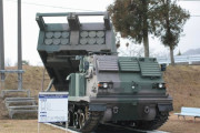 老朽化した「多連装ロケットシステム(MLRS)」を陸自日本原駐屯地正門で展示…見学時間に事前申し込み不要！