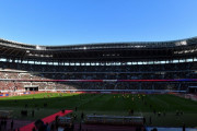 初の新国立…内田篤人「ベンチにヒーターが入っていた。ありがたかった」