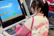 【画像】みんなの行きつけのゲーセンにキティちゃんを着ている美少女が通いだしたらｗｗｗｗｗｗｗｗ